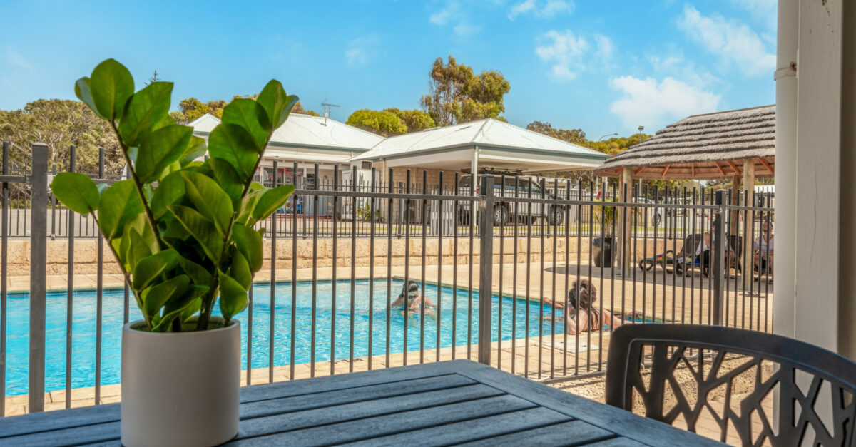 What time can we check in/out? - Main photo