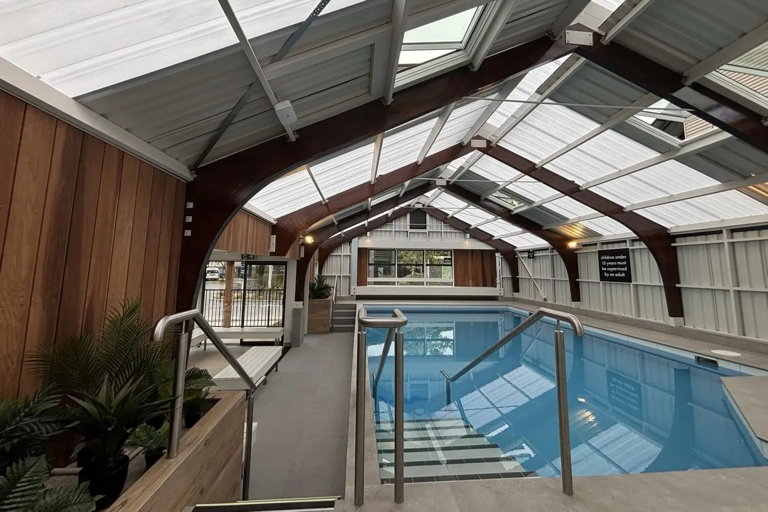 Christchurch caravan park pool