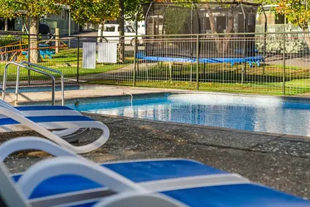 Swimming Pool at Tasman Holiday Parks – Picton
